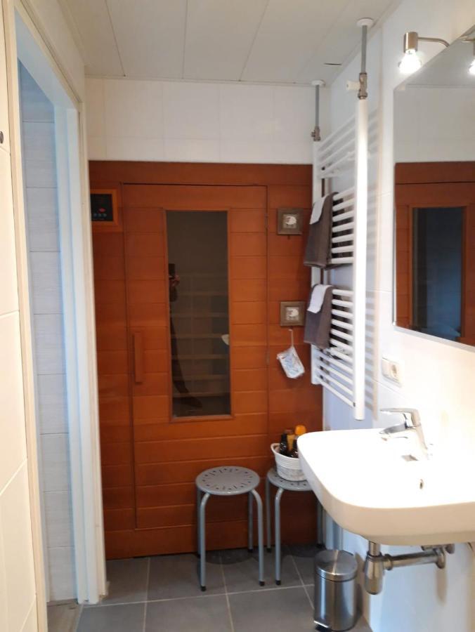 B&B Stripsein Wijnjewoude Zewnętrze zdjęcie