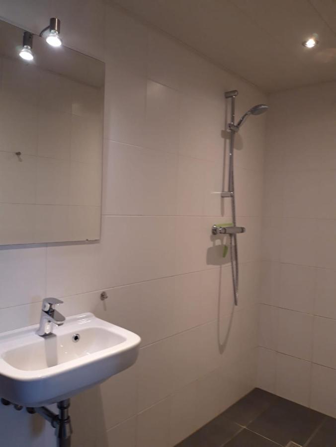 B&B Stripsein Wijnjewoude Zewnętrze zdjęcie